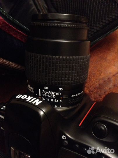 Зеркальный пленочный Nikon F50