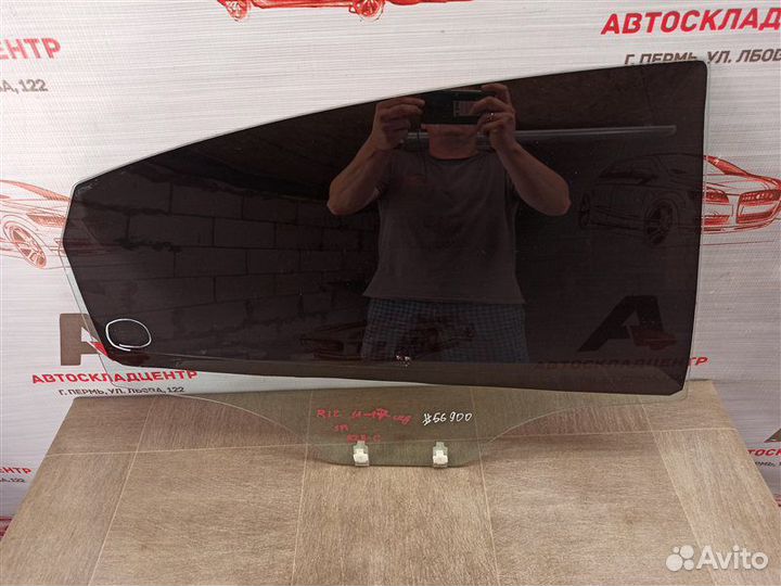 Стекло двери задней правой Kia Rio (2011-2017)