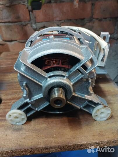 Двигататель стиральной машины bosch WFO 2060