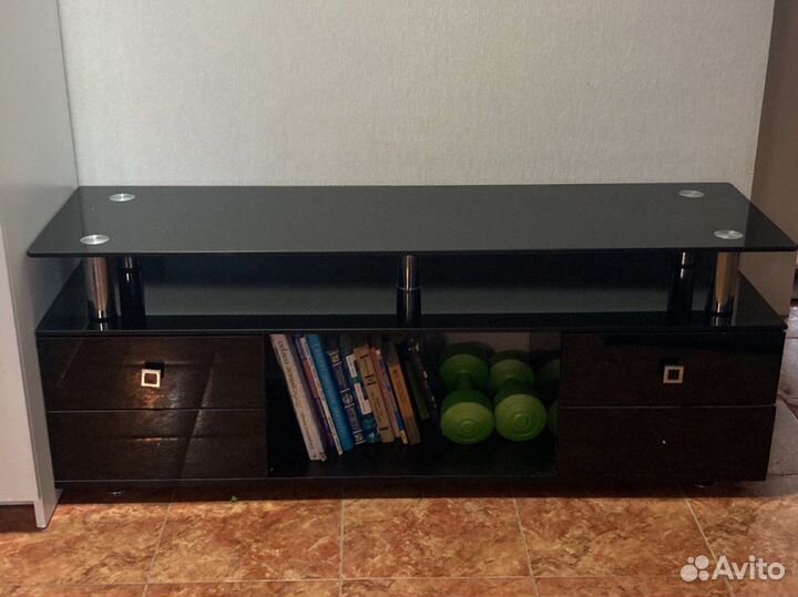 Подставка для телевизора