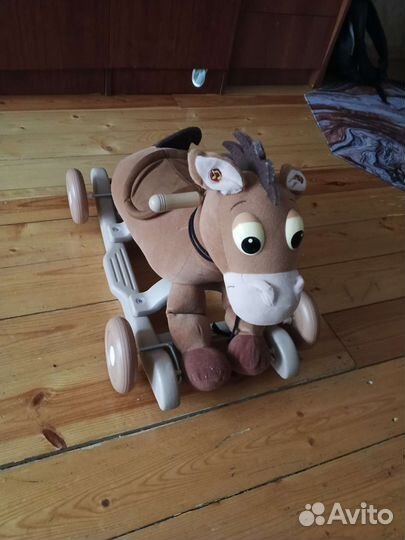 Лошадь игрушка