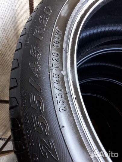 Pirelli Scorpion 255/45 R20