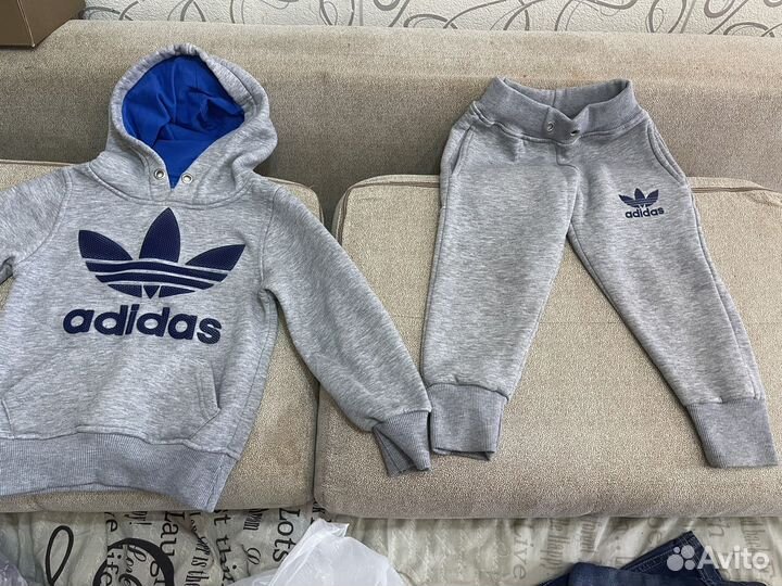 Спортивный костюм adidas на флисе