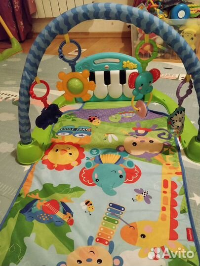 Развивающий коврик fisher price