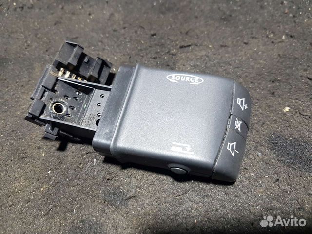 Пульт управления магнитолой Renault Megane 2