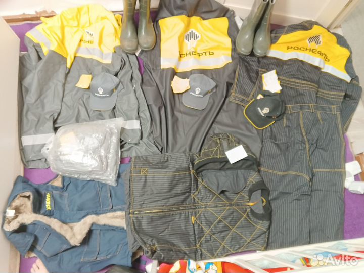 Продам рабочий комплект одежды, плащи, перчатки