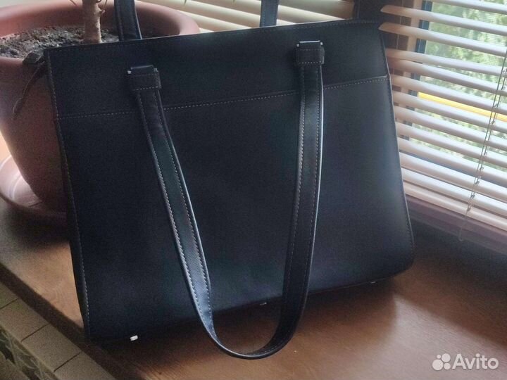 Сумка для ноутбука новая 39см на 31.5 см