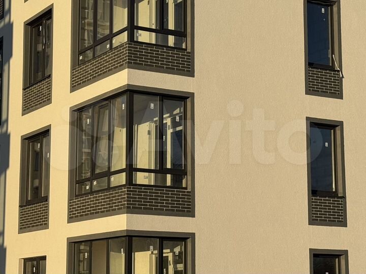 2-к. квартира, 58 м², 4/15 эт.