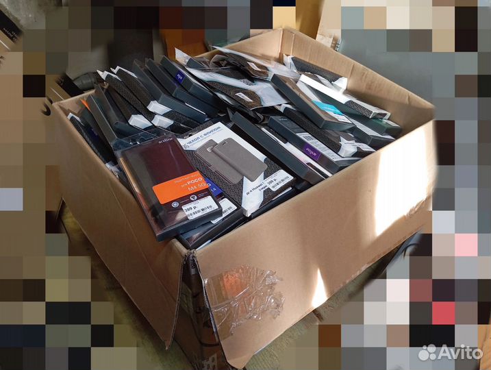 Чехлы для смартфонов много новые