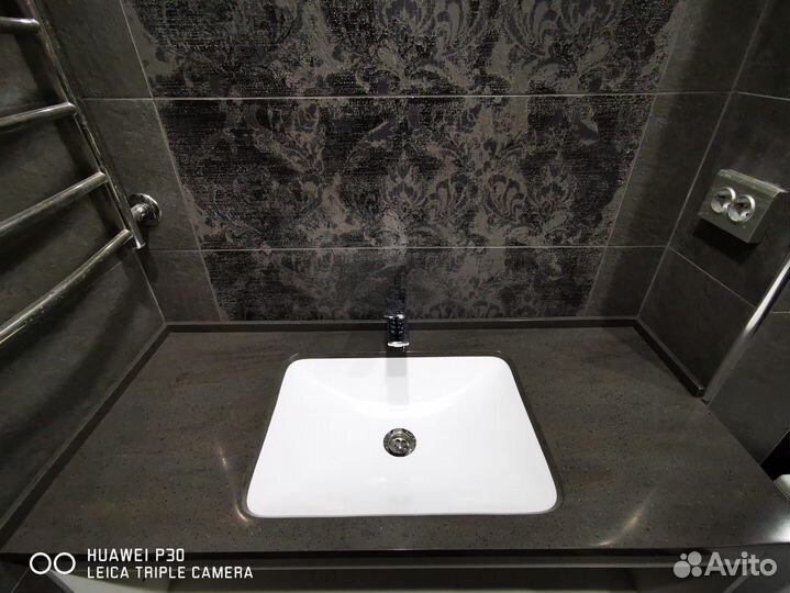 Столешница с раковиной для ванной комнаты