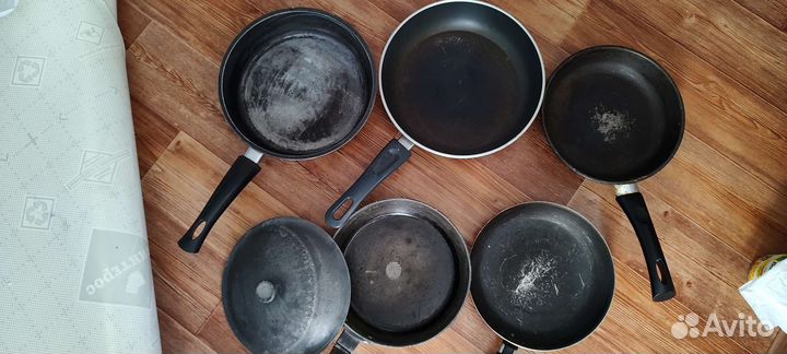 Сковороды разные с крышкой, чугун, аллюминий