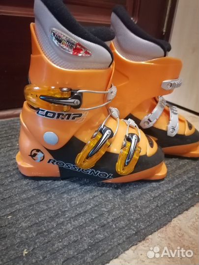Горнолыжные ботинки