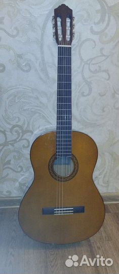 Классическая гитара yamaha c40