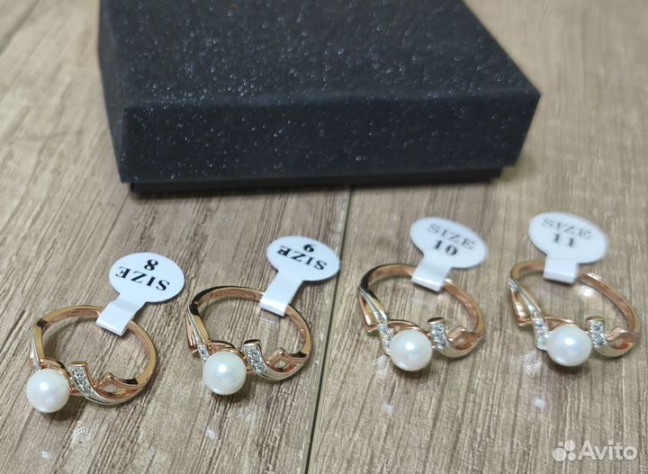 Женское колечко с жемчугом и фианитами, позолота