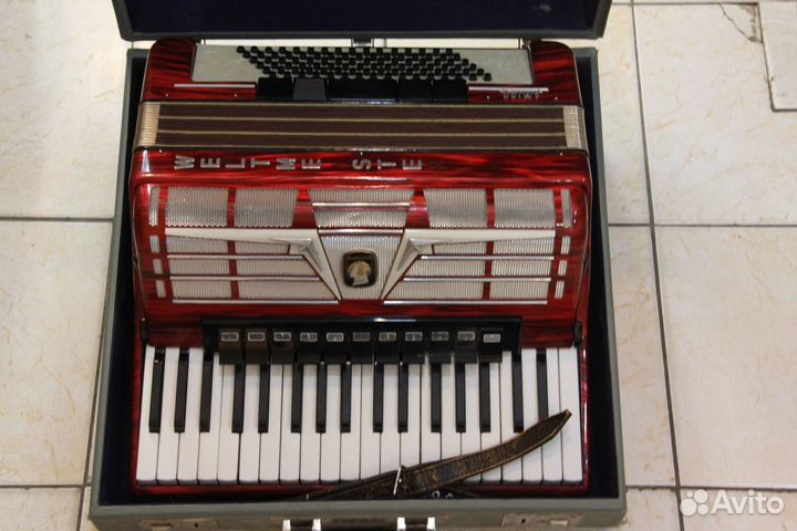 Аккордеон Weltmeister Amigo(к)