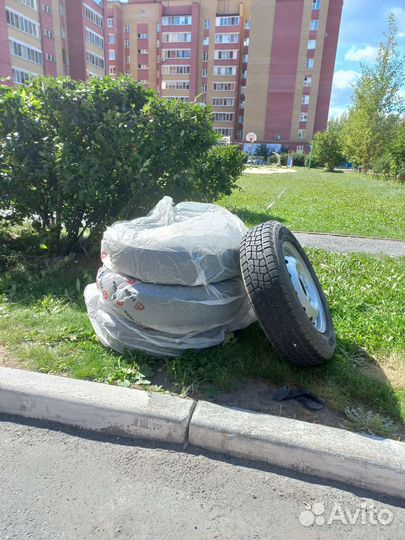 R16 Pirelli Scorpion ATR 185/75, PCD 5x161 DIA 98