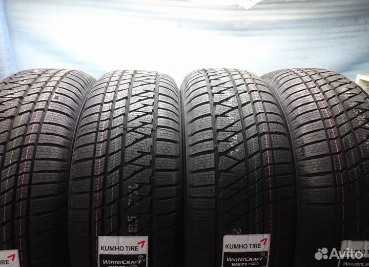Kumho WinterCraft WS71 285/45 R19 111V