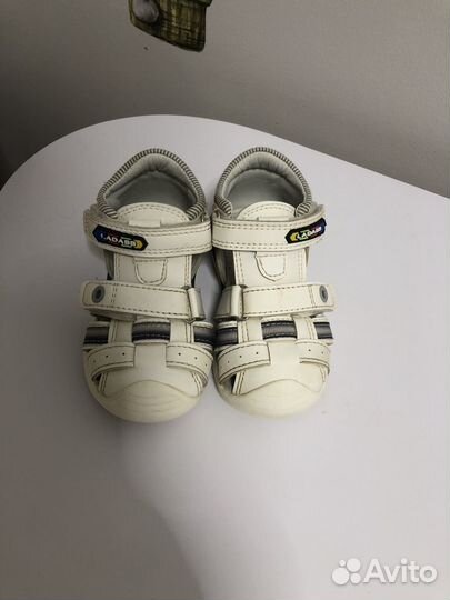 Сандалии на мальчика Ladabb 21 размер