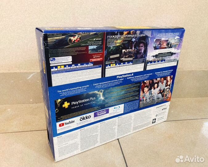 PlayStation 4 slim 2208A