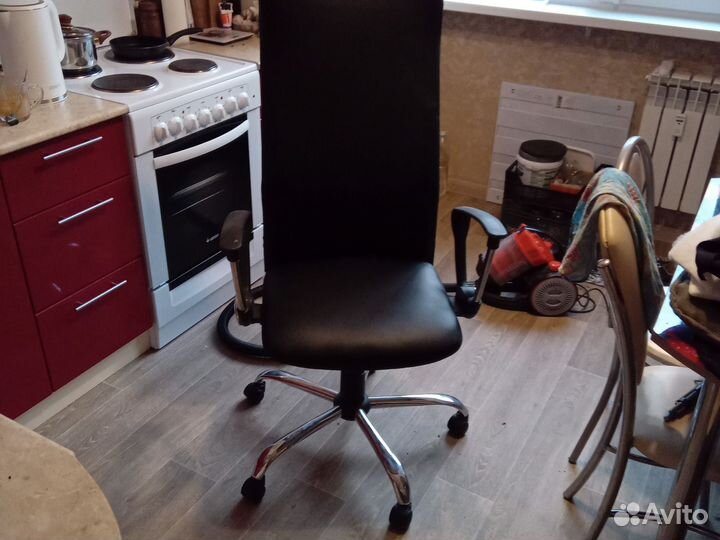 Компьютерное кресло бу