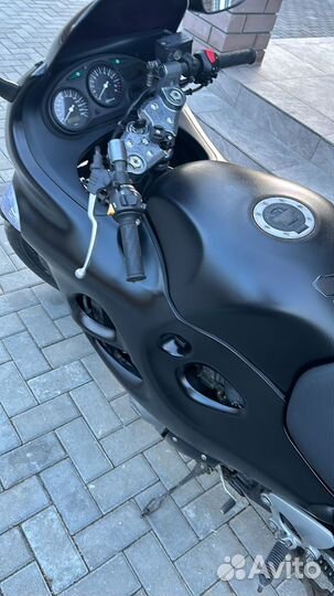 Мотоцикл Сузуки катана 750f