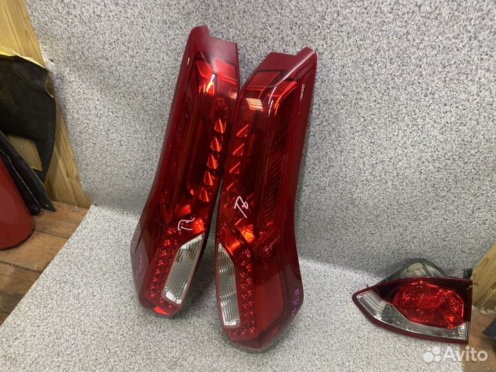 Фонарь Nissan X-Trail T31