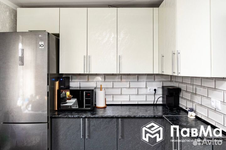Кухонные гарнитуры в пластике