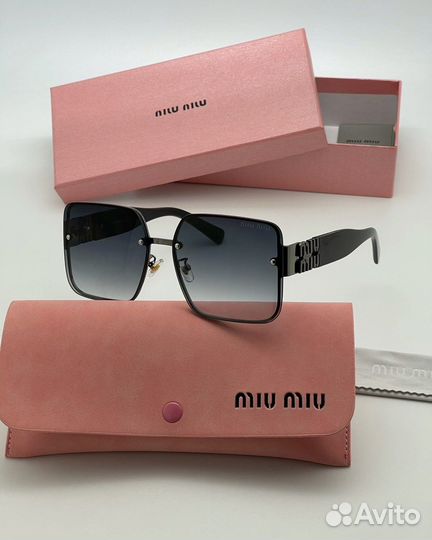 Солнцезащитные очки miu miu
