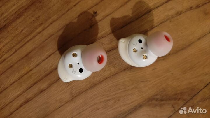 Беспроводные наушники samsung