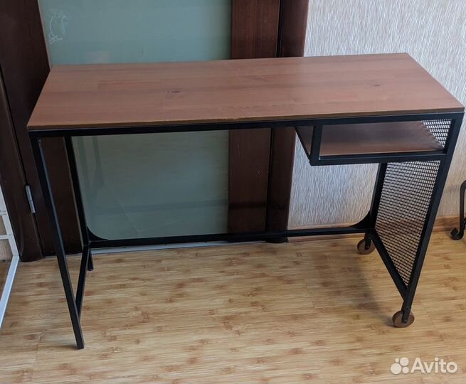 Стол IKEA fjallbo