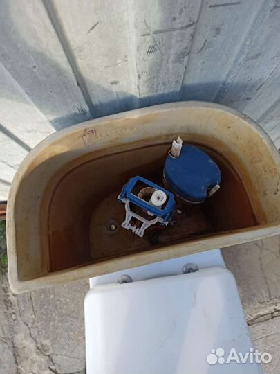 Унитазы с бачком бу