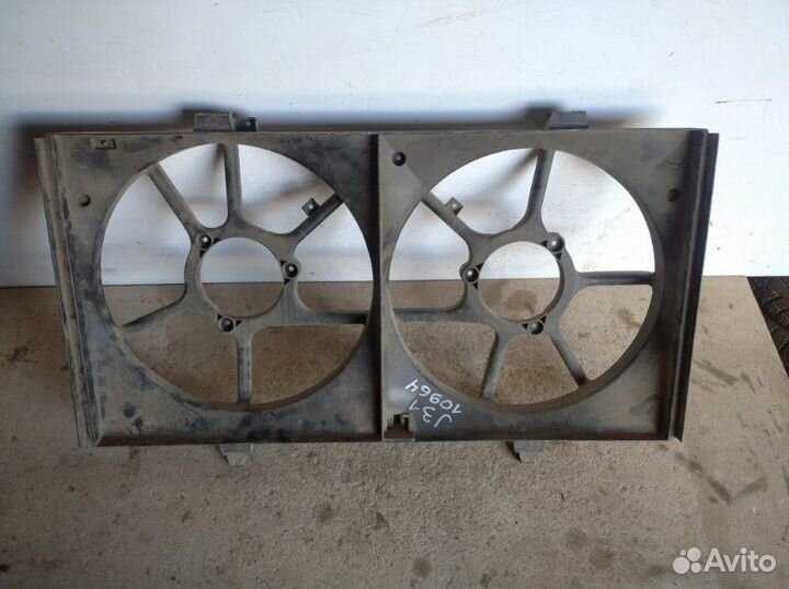 Диффузор вентилятора Nissan Teana J-31 2003-2008