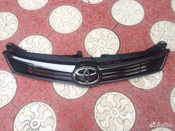 Решетка радиатора Toyota Camry v55