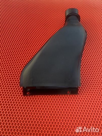 Воздухозаборник Mitsubishi Space Star