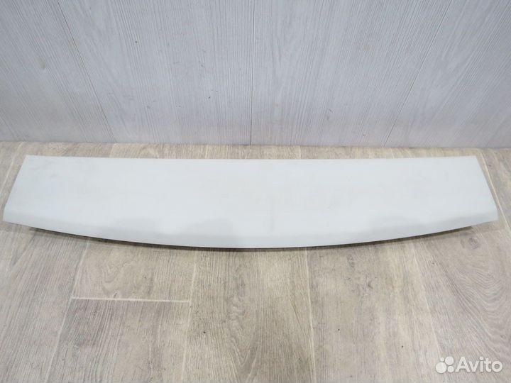 Накладка крышки багажника Ford Focus 3