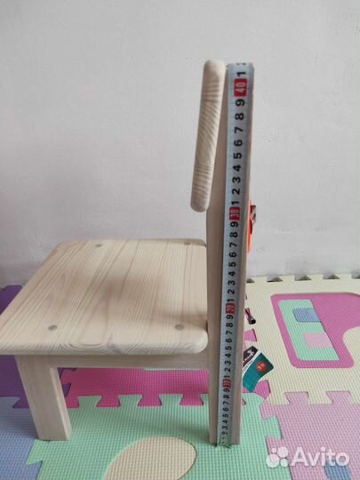 Деревянный стол и стул для малышей
