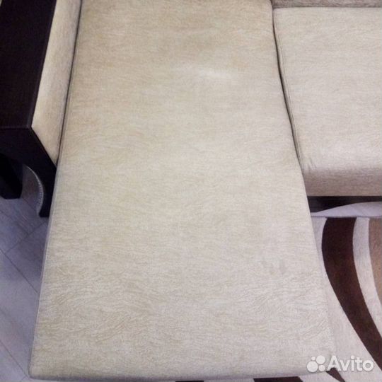 Профессиональная химчистка мягкой мебели на дому