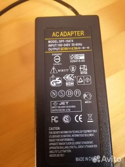 Блок питания (адаптер), 19 v, 4,7a
