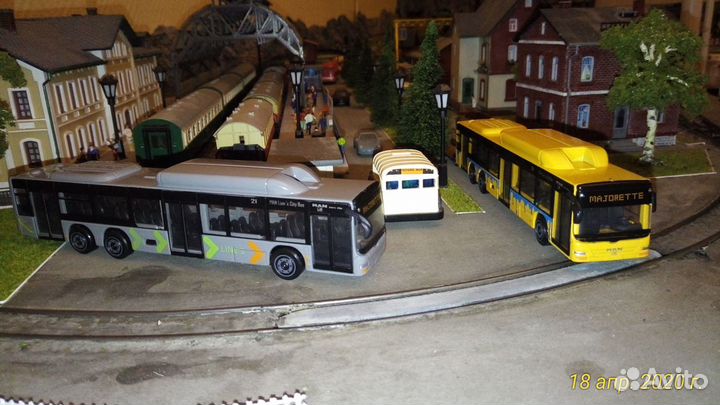 Модель железной дороги tt,1/120 автобус MAN