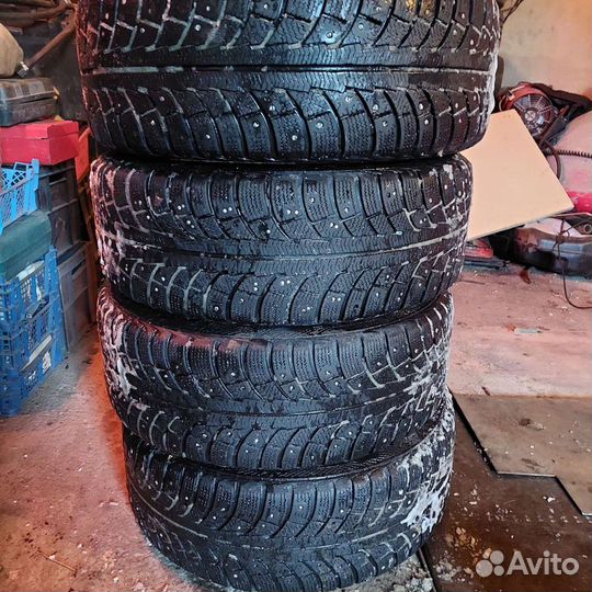Gislaved Nord Frost 200 205/55 R16