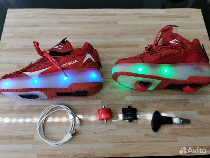 Кроссовки-ролики, р. 35