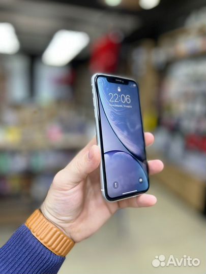 iPhone XR 64Gb White Б/У