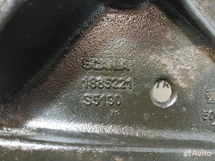 Кронштейн переднего бампера левый Scania 5-series