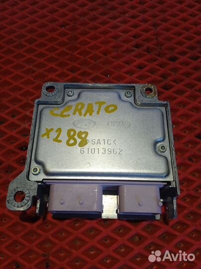 Блок AIR BAG Kia Cerato 3