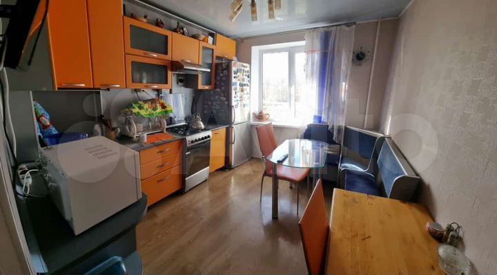 3-к. квартира, 80 м², 6/9 эт.