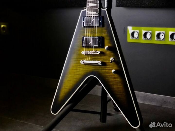 Epiphone Flying V Prophecy Yellow Tiger Aged Gloss