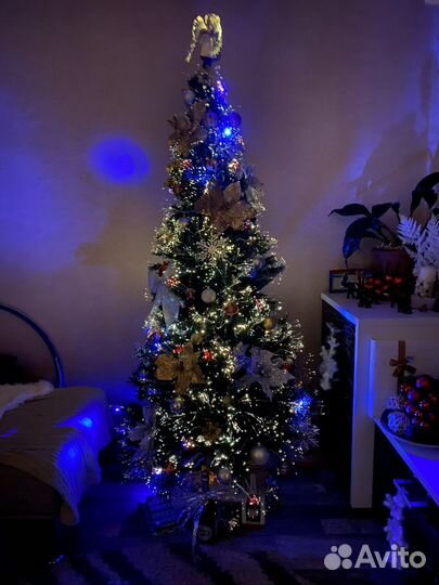 Елка искусственная