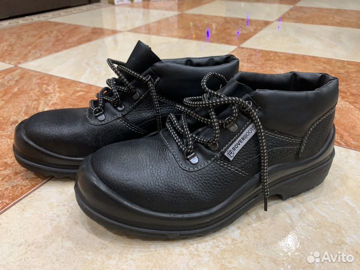 Ботинки рабочие новые 41 размер