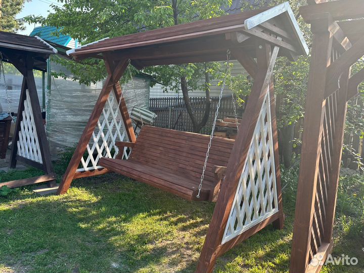 Садовая качеля