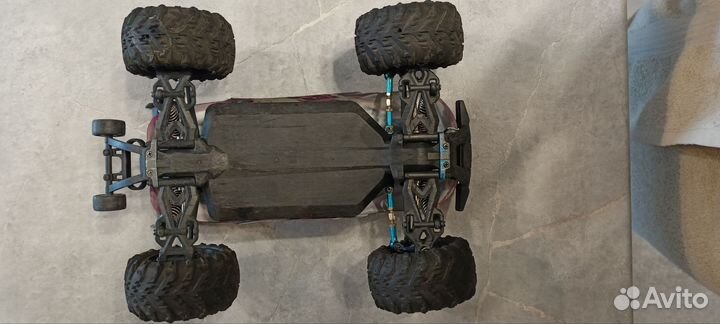 Радиоуправляемая машинка электро